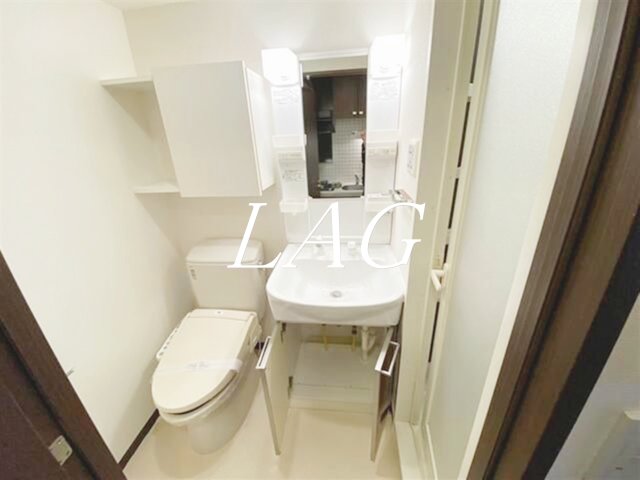 洗面設備　洗面台です。