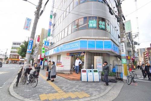 コンビニ　ローソン　桃谷駅前（コンビニ）まで381m