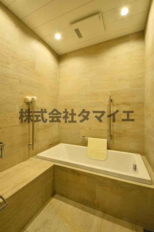 その他共有部分　コンパクトで使いやすいお風呂です