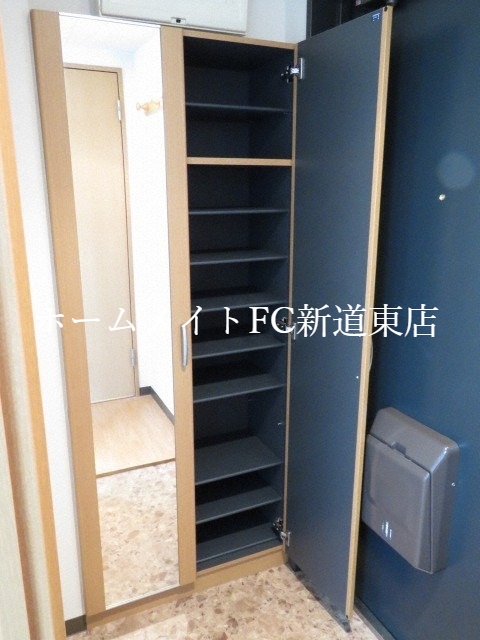 セキュリティ　下駄箱