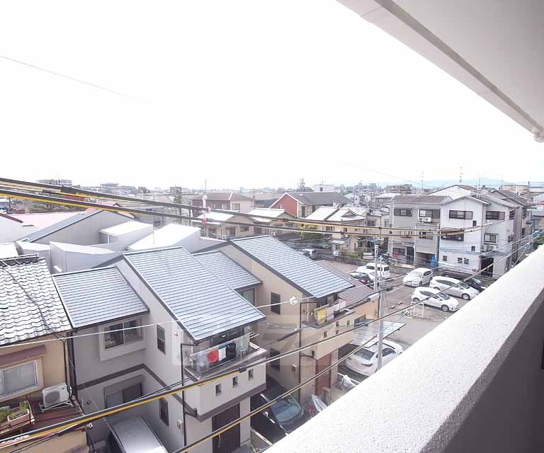 眺望　高い建物が少ないので、本当に見晴らしの良いお部屋です。