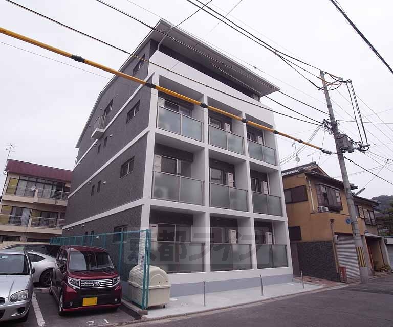 建物外観　・お問い合わせは京都ライフまで・
