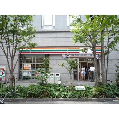 コンビニ　セブンイレブン大阪西中島7丁目店（コンビニ）まで450m