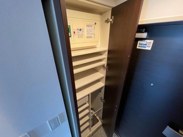 玄関　シューズボックス