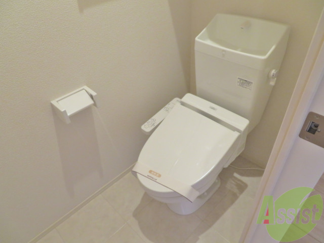 トイレ　トイレはウォシュレット付きです。シャワートイレは嬉しいですね