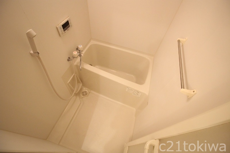 バス・シャワールーム　※同建物別部屋写真です