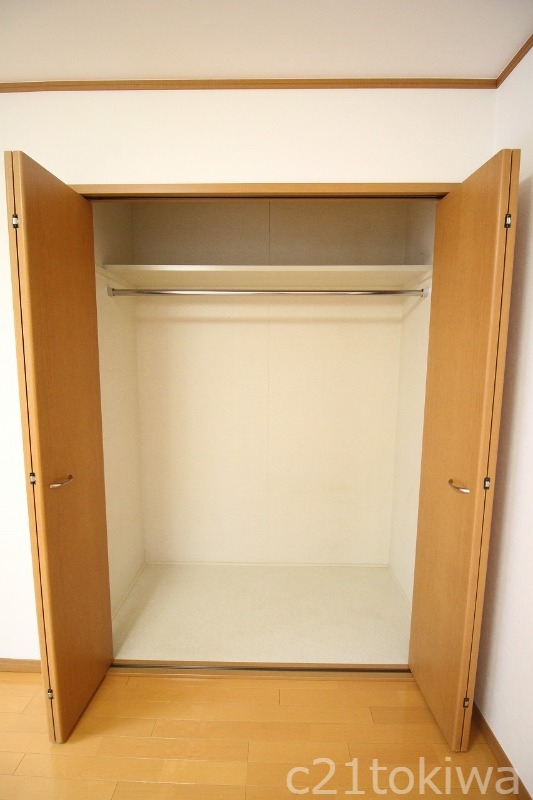 収納　※同建物別部屋写真です
