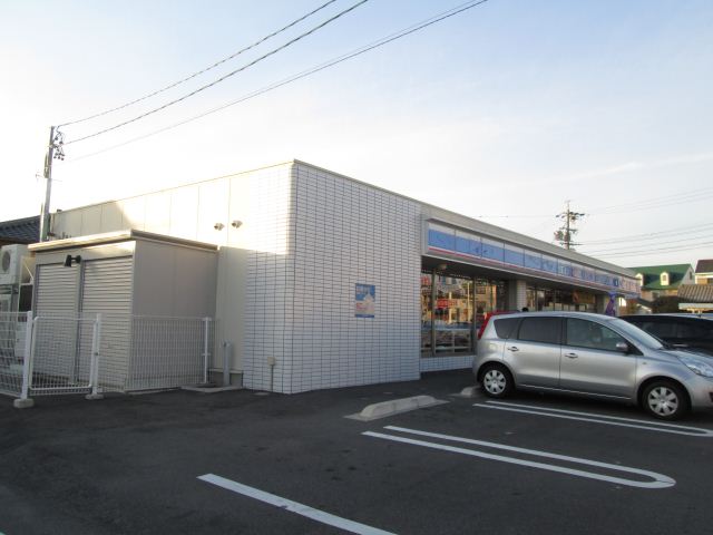 コンビニ　ローソン（コンビニ）まで560m