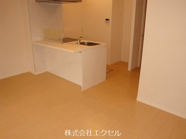 居室・リビング　10.8帖のLDKです。