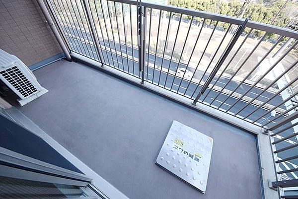 バルコニー　※別部屋の参考写真です。