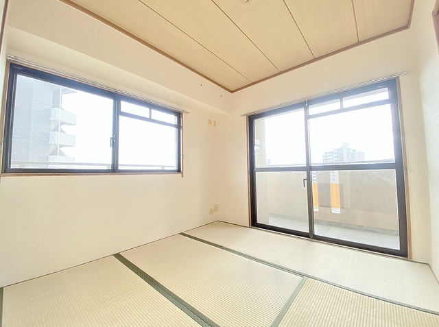 その他部屋・スペース　和室４．５帖・二面採光