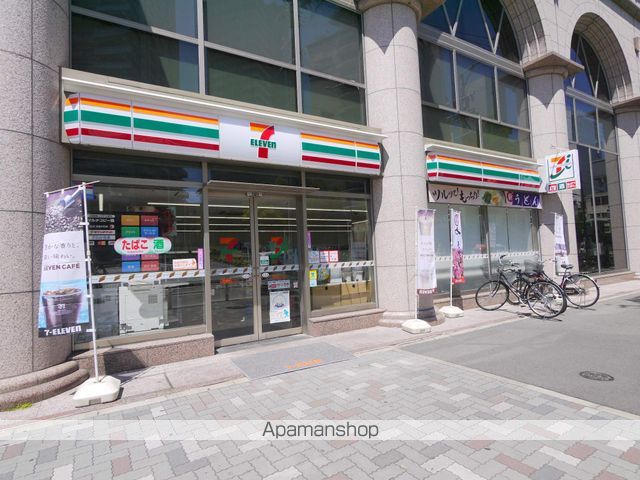 コンビニ　セブンイレブン（コンビニ）まで206m