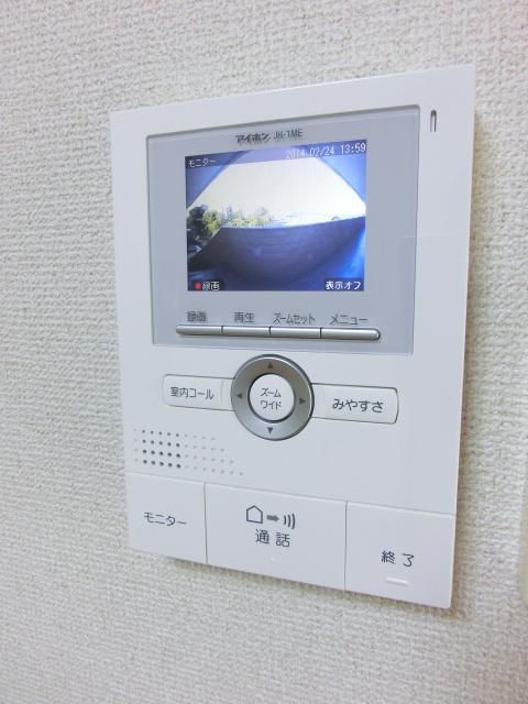 その他設備　ＴＶドアホンで来客確認できます