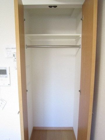 収納　たっぷり収納のクローゼット