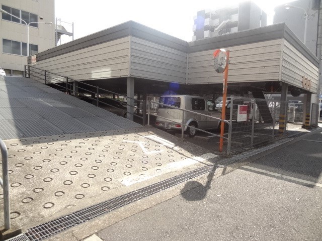 駐車場　立体駐車場です