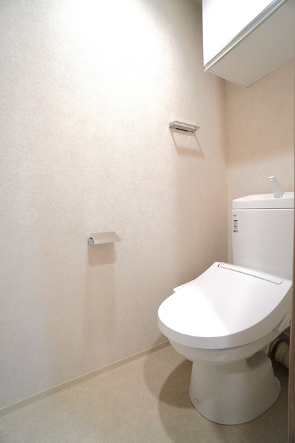 トイレ　※写真は同タイプ住戸です。