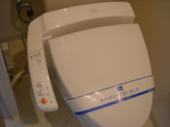 トイレ　トイレ個室♪