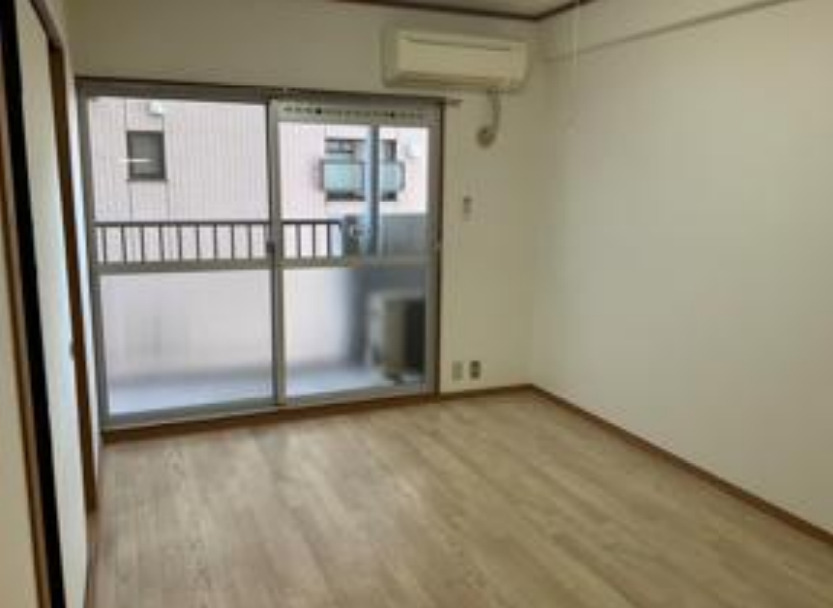居室・リビング　※写真は同じマンションの違う部屋のものになります。
