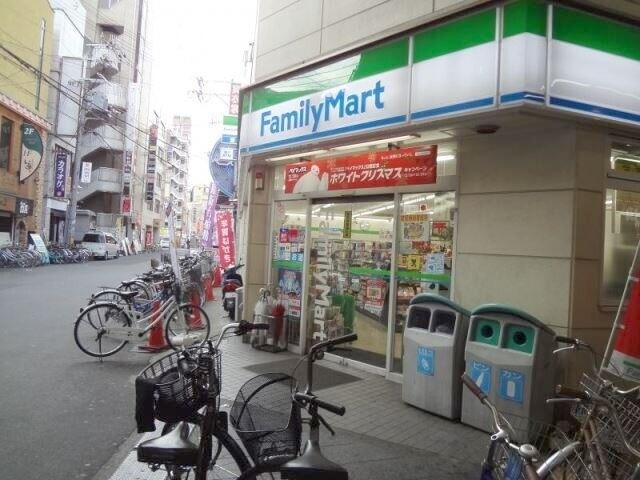 コンビニ　ファミリーマート布施足代北店（コンビニ）まで232m