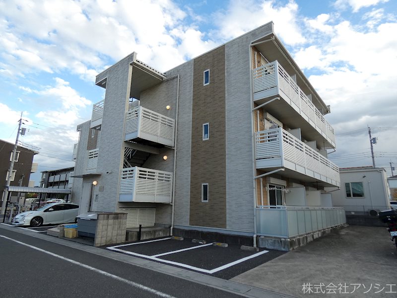 建物外観　Creaのご紹介は住まいの窓口アソシエへ