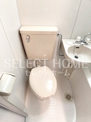 トイレ　落ち着いたトイレです