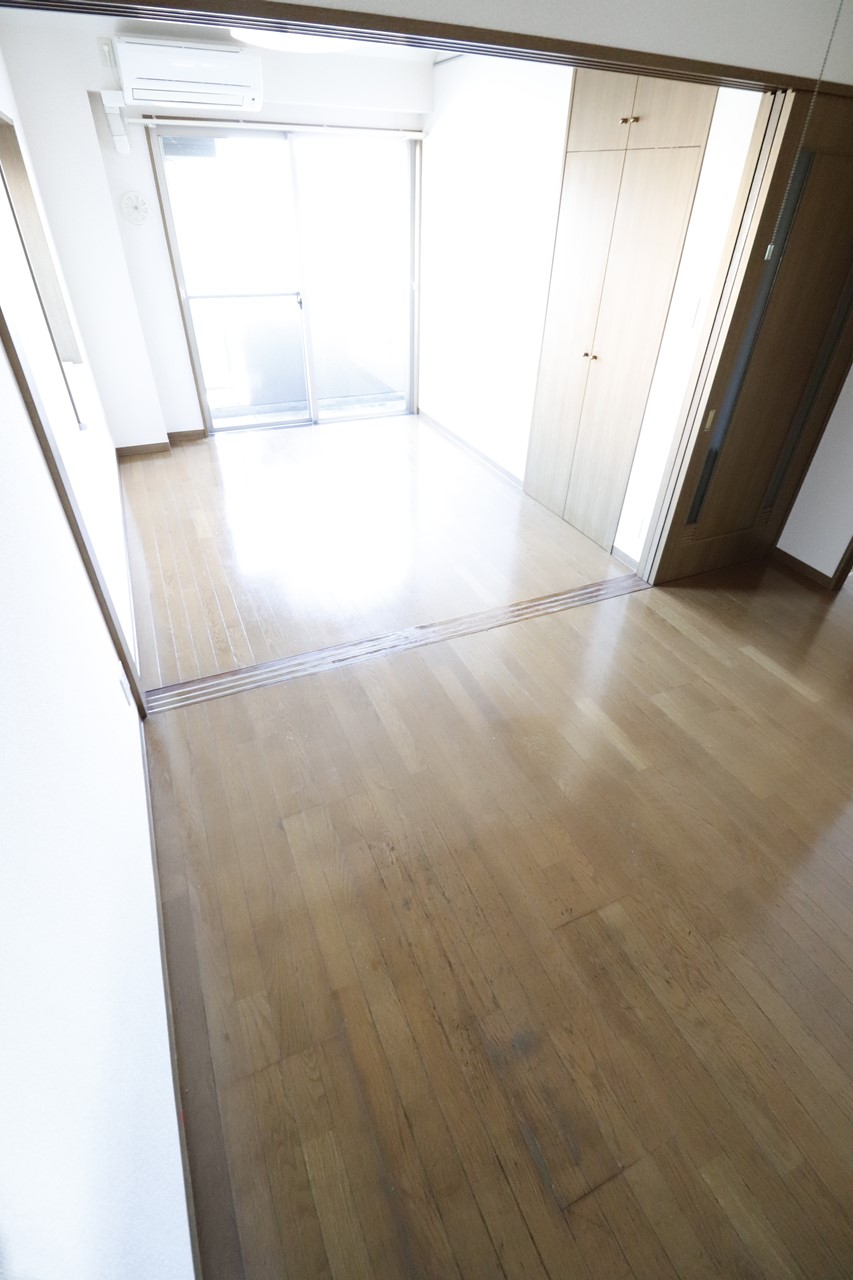居室・リビング　※同物件、別部屋になります。