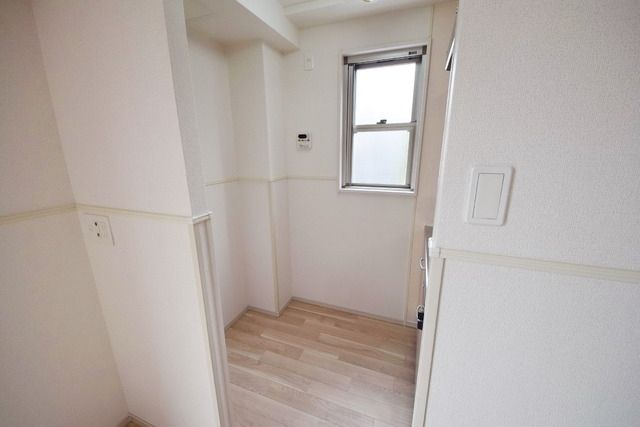 その他部屋・スペース　★キッチン横に窓もあります★