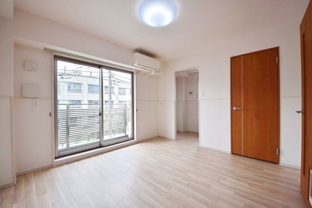 居室・リビング　★きれいなフローリングのお部屋です★