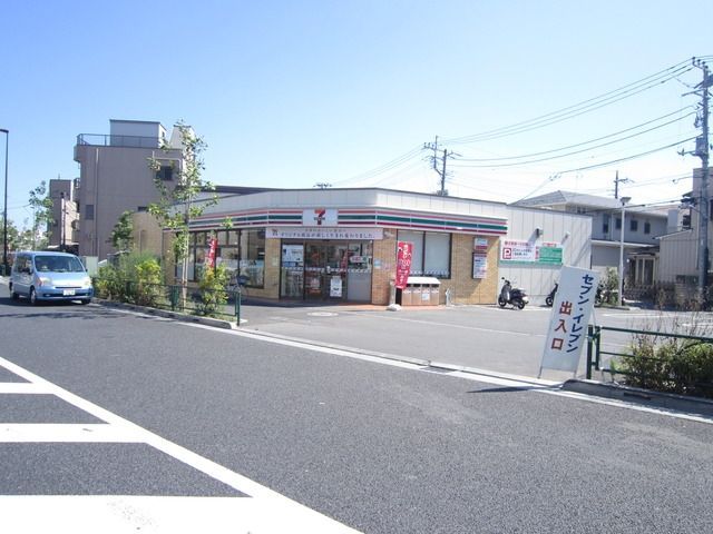 コンビニ　セブンイレブン（コンビニ）まで348m