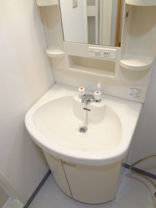 洗面設備　弊社は都内全域の物件をご紹介可能です！
