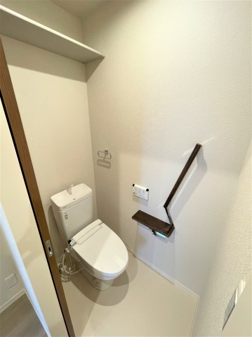 トイレ　※同物件の他号室の写真です