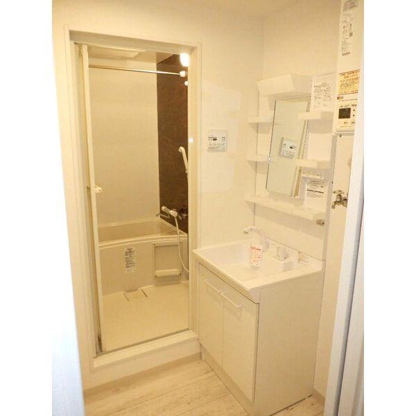 RAFFINE N20WESTの内装写真