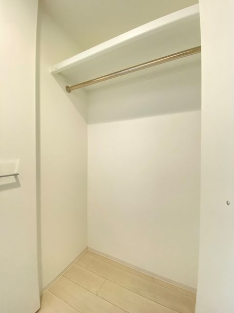 地下鉄御堂筋線 東三国駅 徒歩7分 15階建 築7年の内装写真