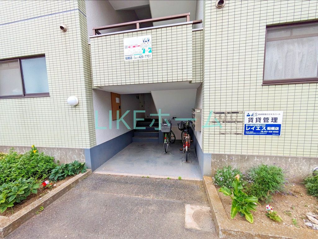エントランス　エントランス