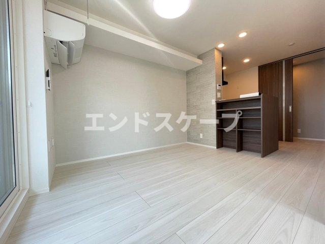 ＪＲ上越線 高崎問屋町駅 徒歩17分 3階建 築3年の居間写真