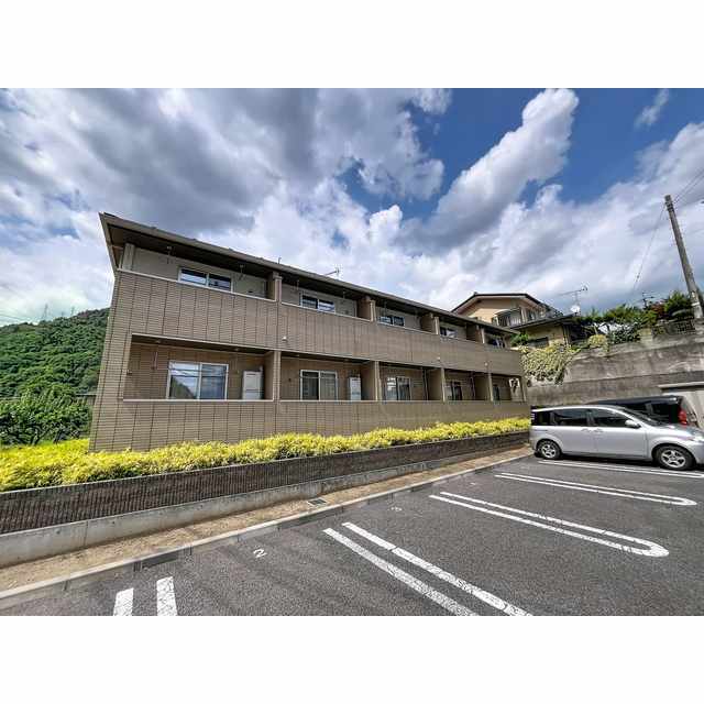 ガーデンハウス朝日山 F棟の外観写真