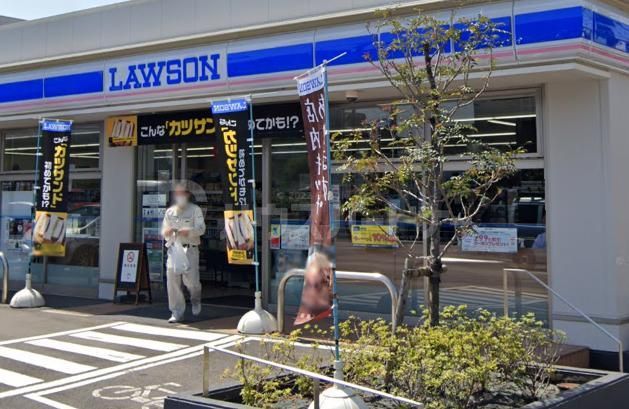 コンビニ　ローソン練馬中村南一丁目店（コンビニ）まで630m