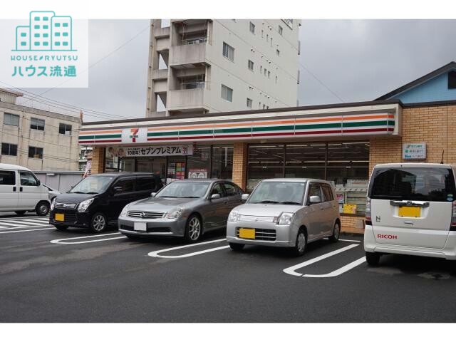 コンビニ　セブンイレブン長崎文教通り店（コンビニ）まで137m