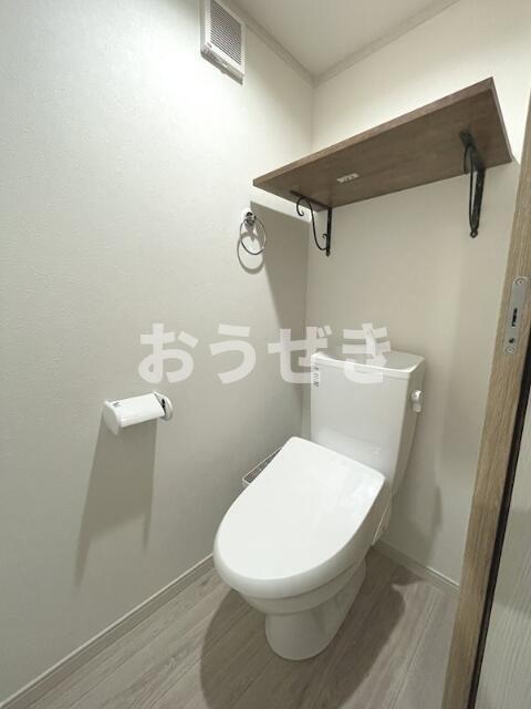 トイレ　バストイレ別！ウォシュレット…