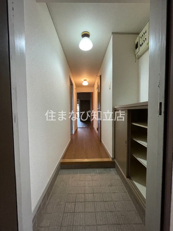 玄関　同型別部屋写真