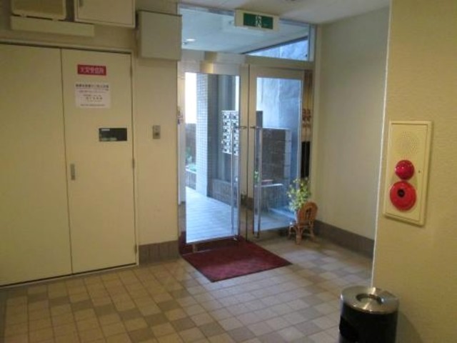 ＪＲ山陽本線 明石駅 徒歩5分 8階建 築28年の外観写真