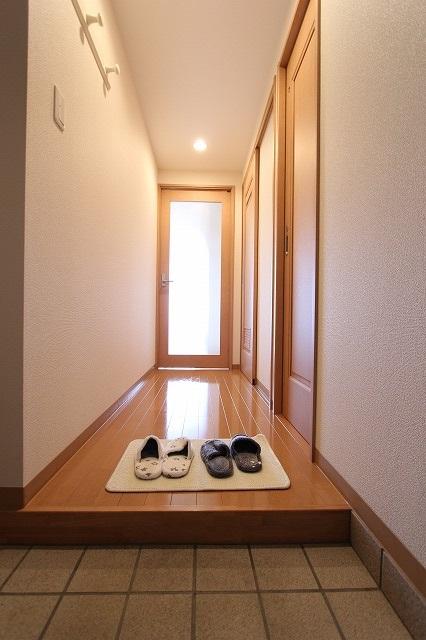 第2ユタカマンションの玄関写真
