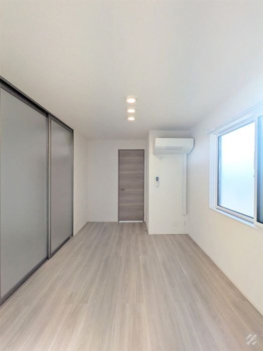 居室・リビング　10.9帖のフローリングのお部屋です☆