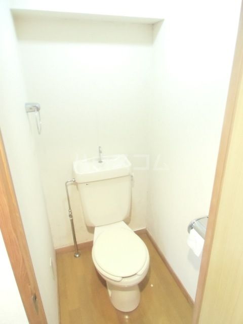 ドミトリー518のトイレ写真
