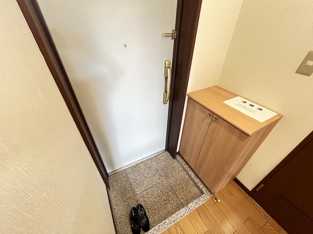 五橋ライフの玄関写真
