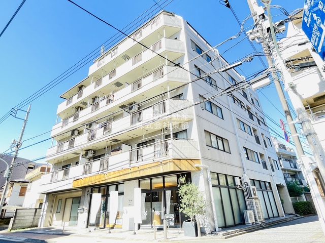建物外観　京王線「国領駅」より徒歩３分の好立地です♪
