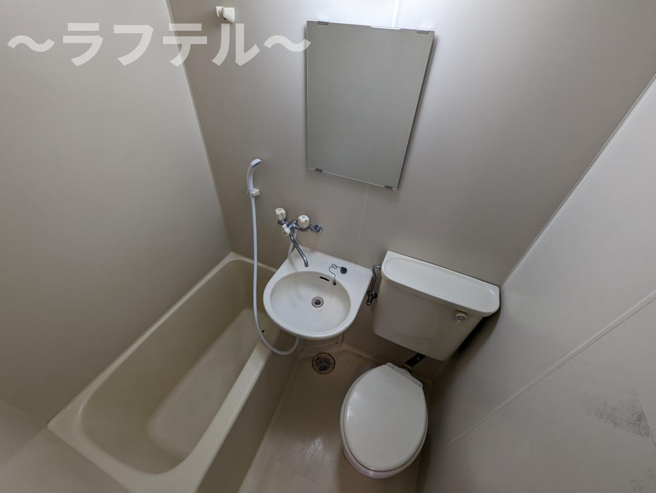 バス・シャワールーム　別部屋イメージ写真