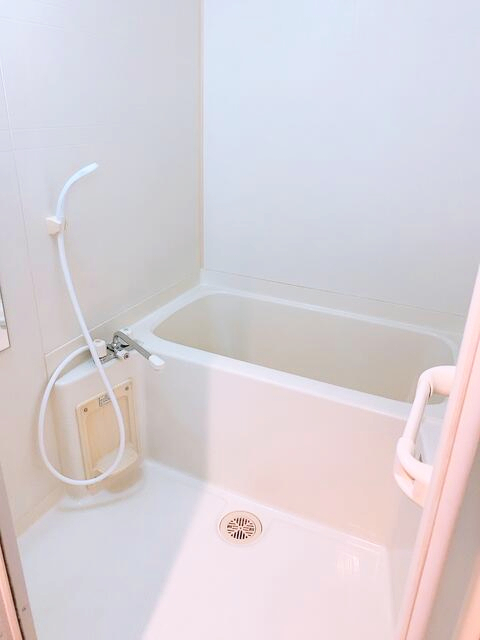 ＪＲ豊肥本線 東海学園前駅 徒歩16分 6階建 築23年の風呂写真