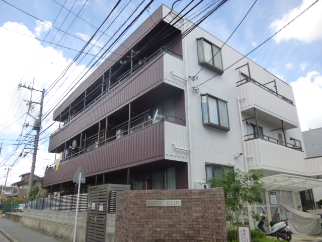 川崎市中原区今井西町のマンションの建物外観