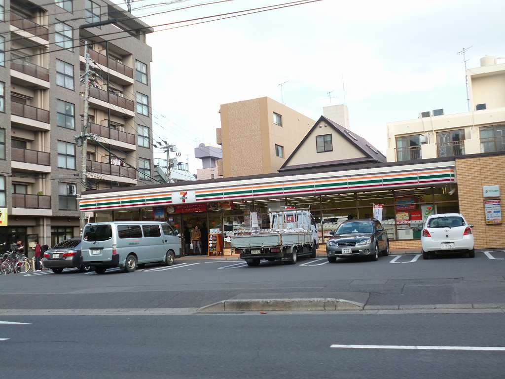 コンビニ　セブンイレブン鹿児島荒田2丁目店（コンビニ）まで269m